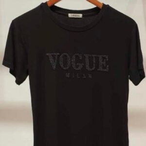 T-shirt baby look Vogue