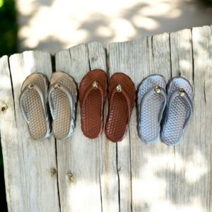 Chinelo Nuvem Metalizado
